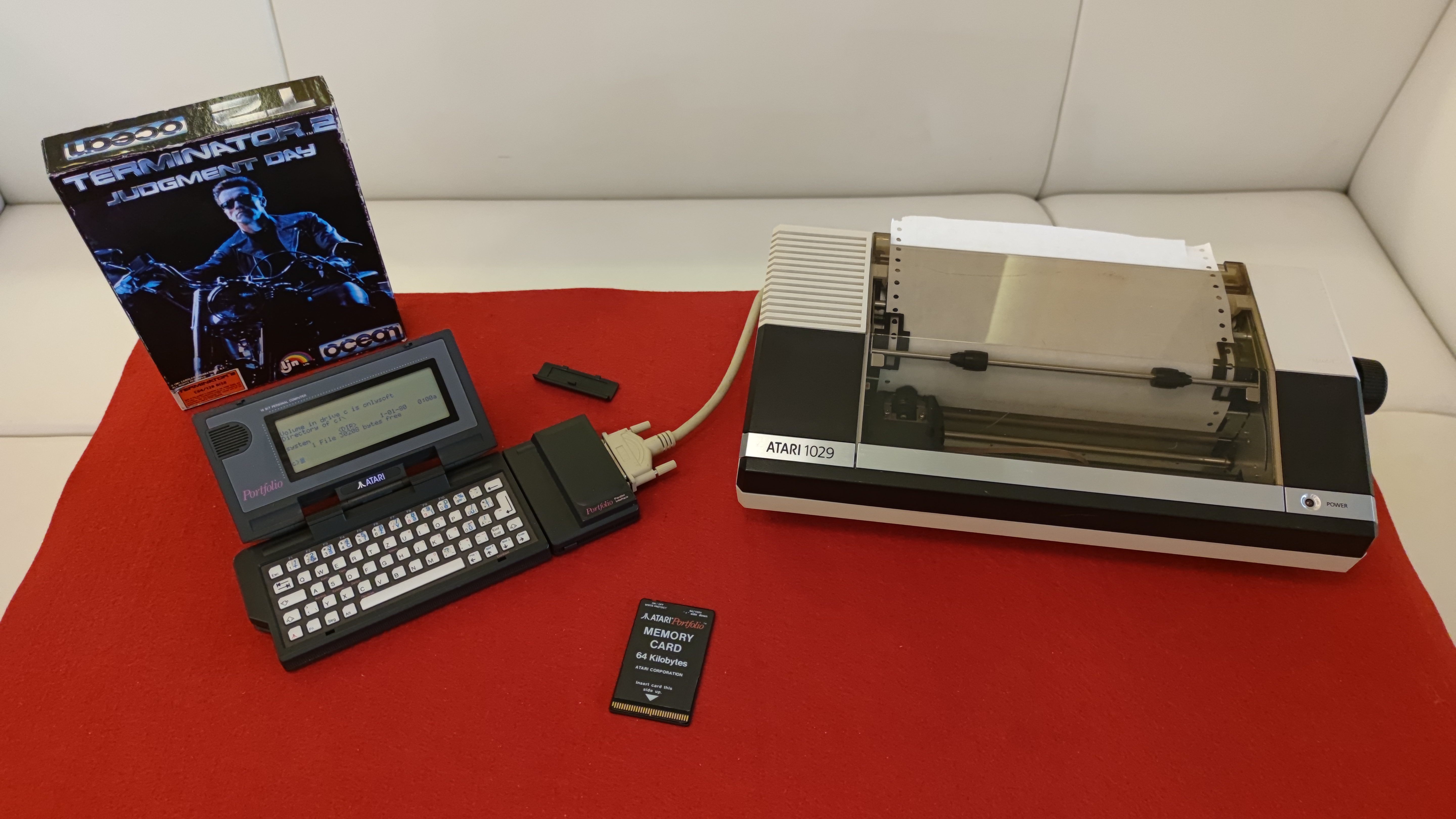 Atari Portfolio — USA, 1989.