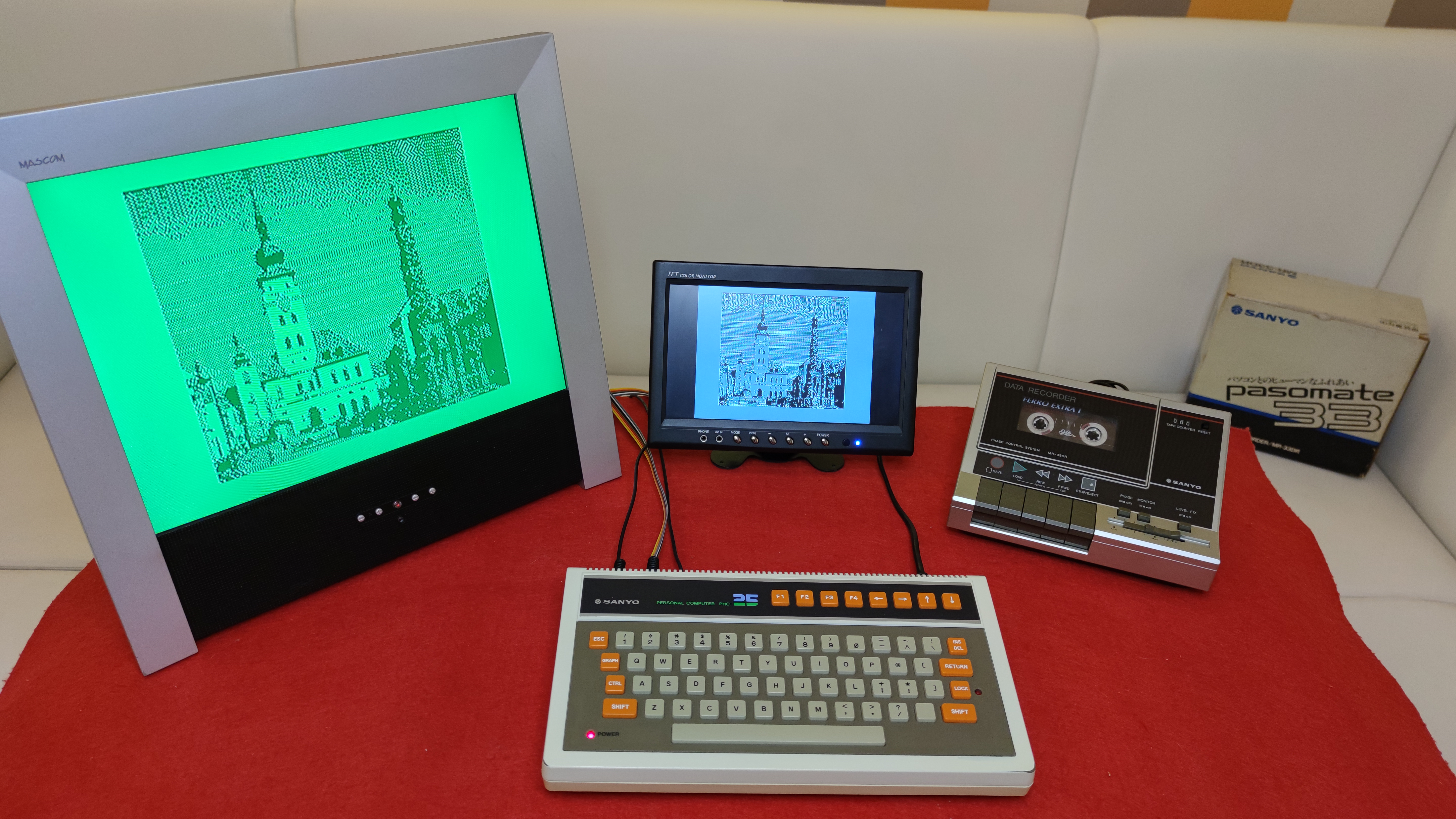 Sanyo PHC-25 — Japonsko, 1982.