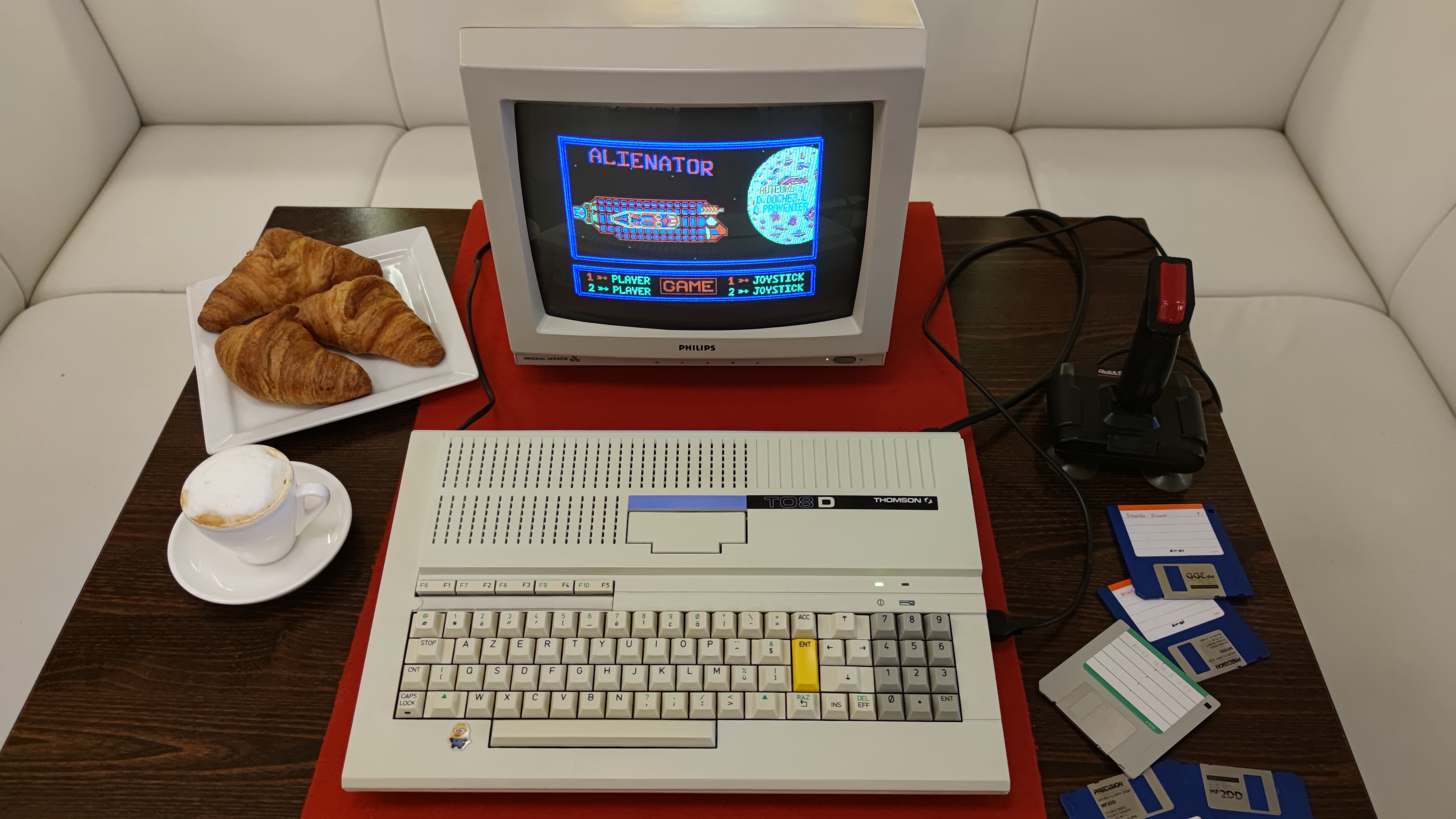 Thomson TO8D — Francie, 1986.