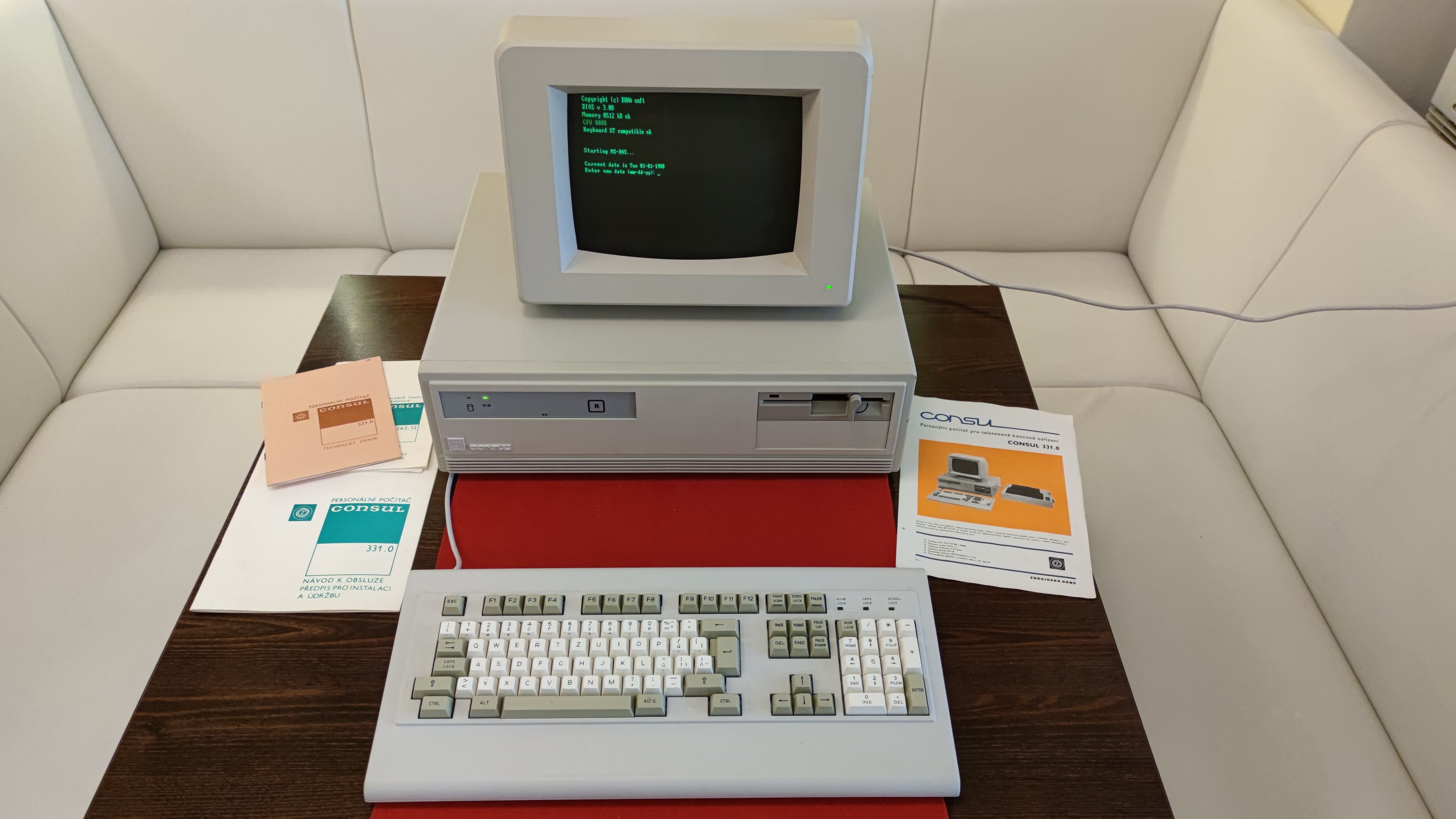 Consul 331 (Zbrojovka Brno) — Československo, 1990.