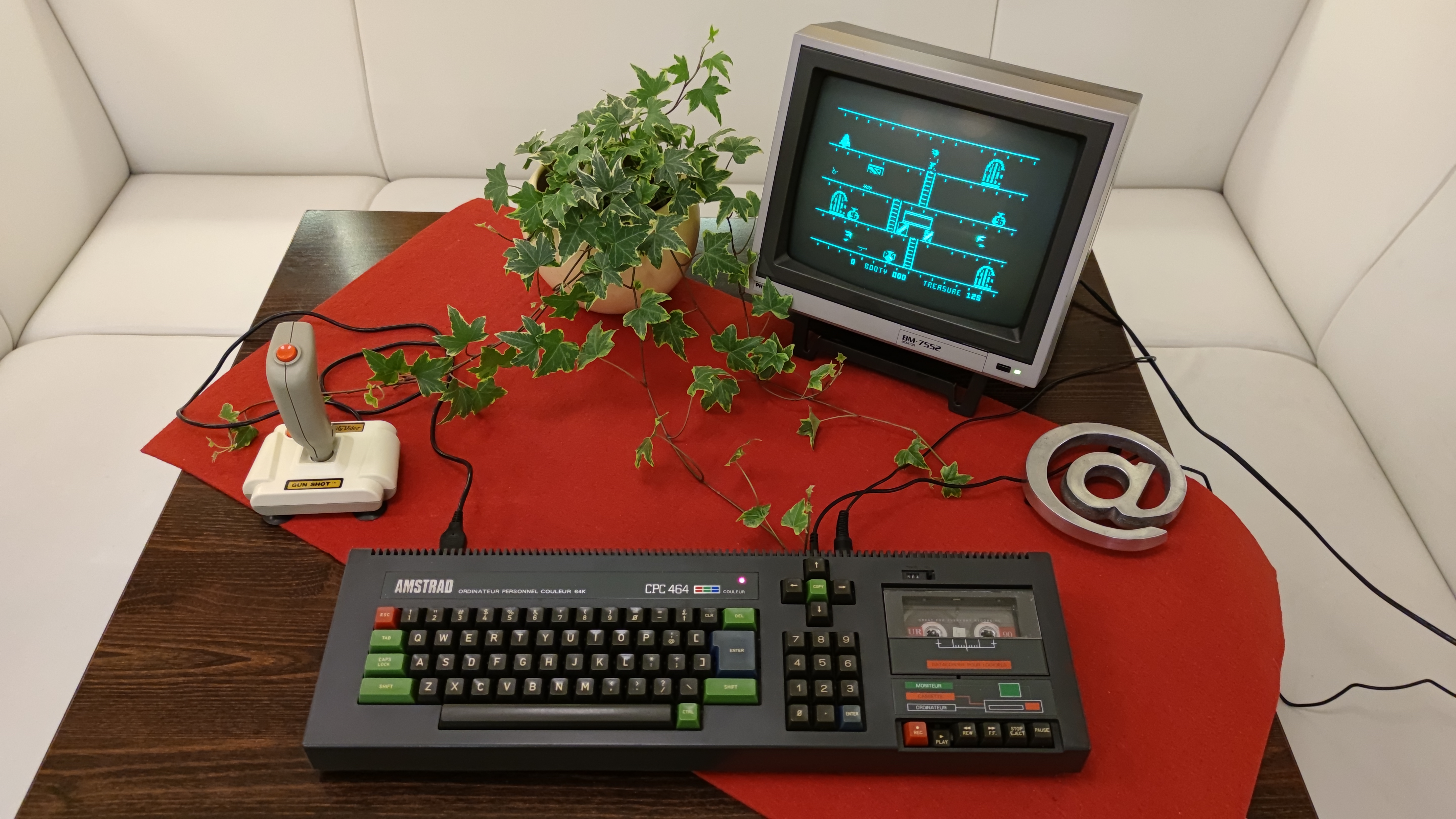 Amstrad CPC 464 — Anglie, 1984.