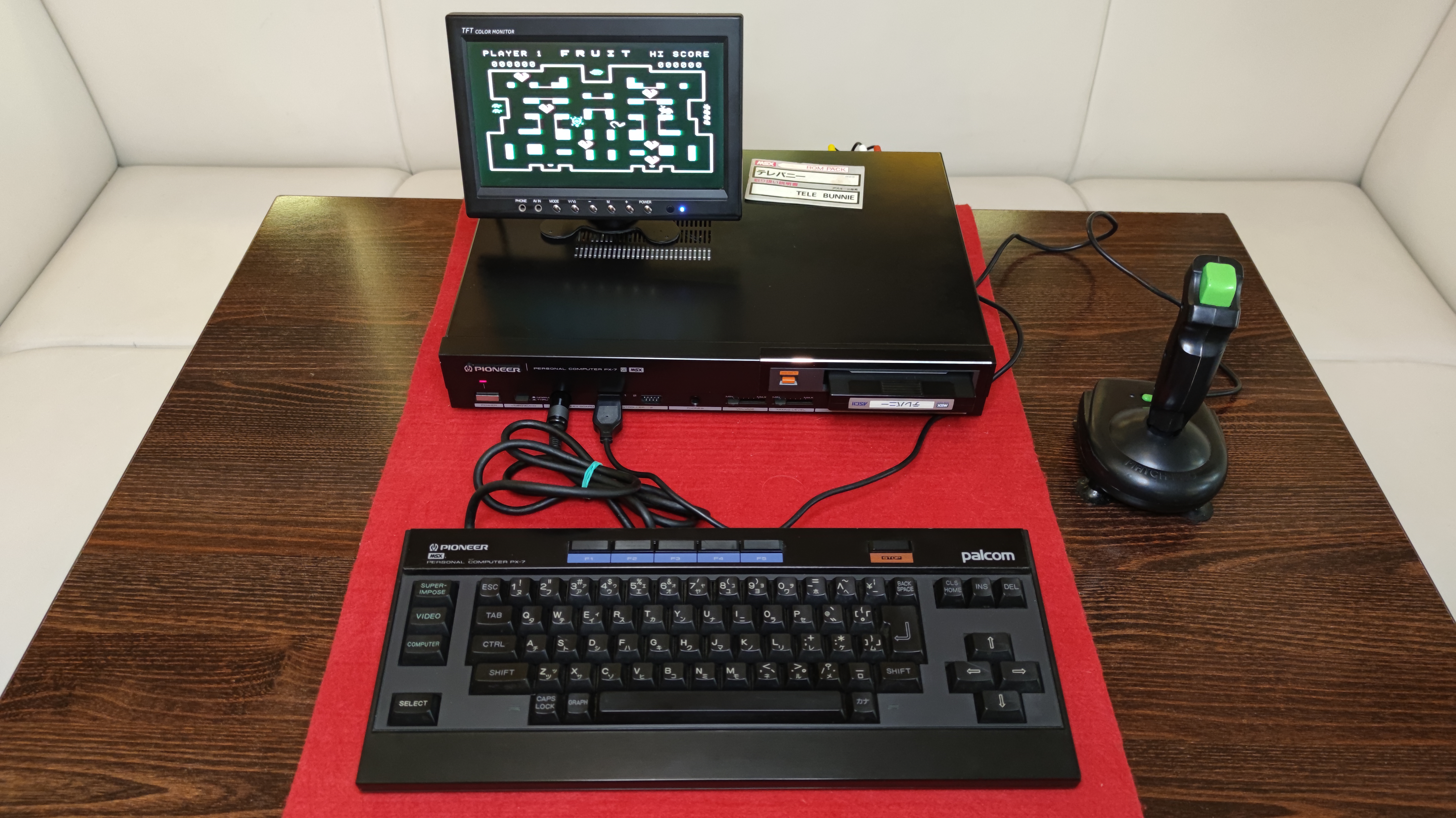 Pioneer Palcom PX-7 — Japonsko, 1984.