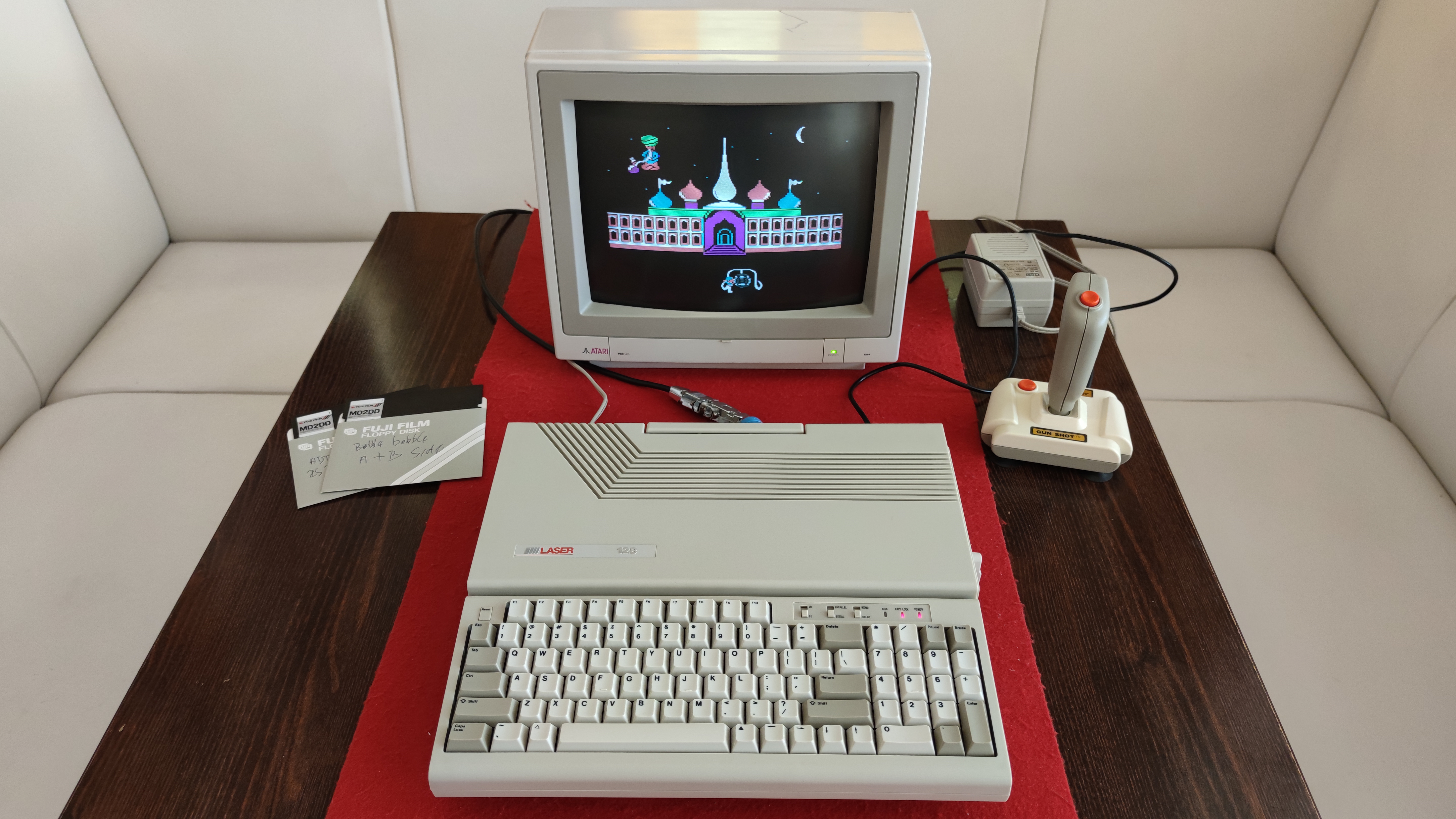 VTech Laser 128E — Hongkong, 1986.