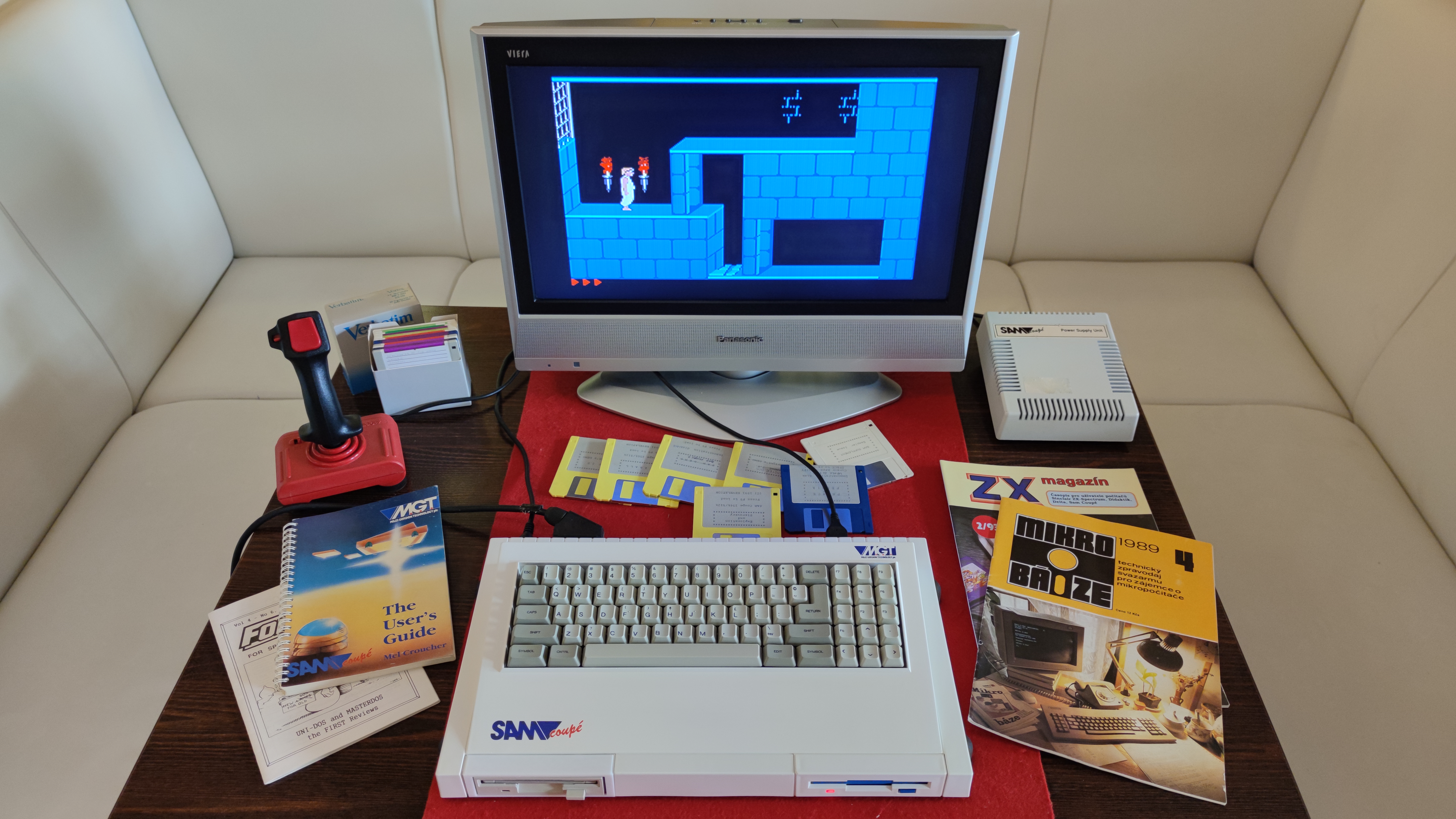 SAM Coupé (Miles Gordon Technology) — Anglie, 1989.