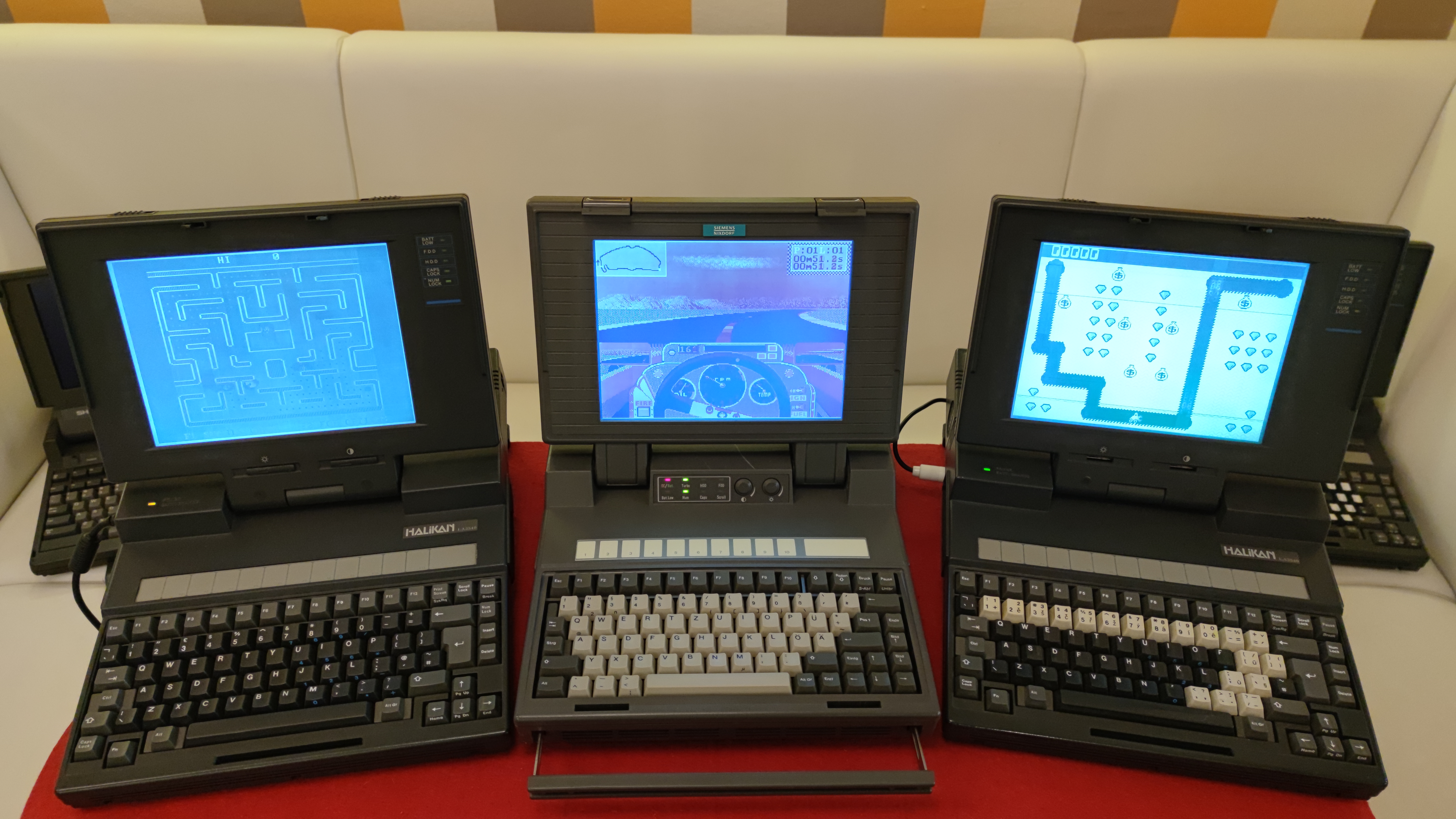 Chaplet Halikan LA-3540 (2×) + Highscreen 8100 — USA/Německo/Tchaj-wan, 1992.