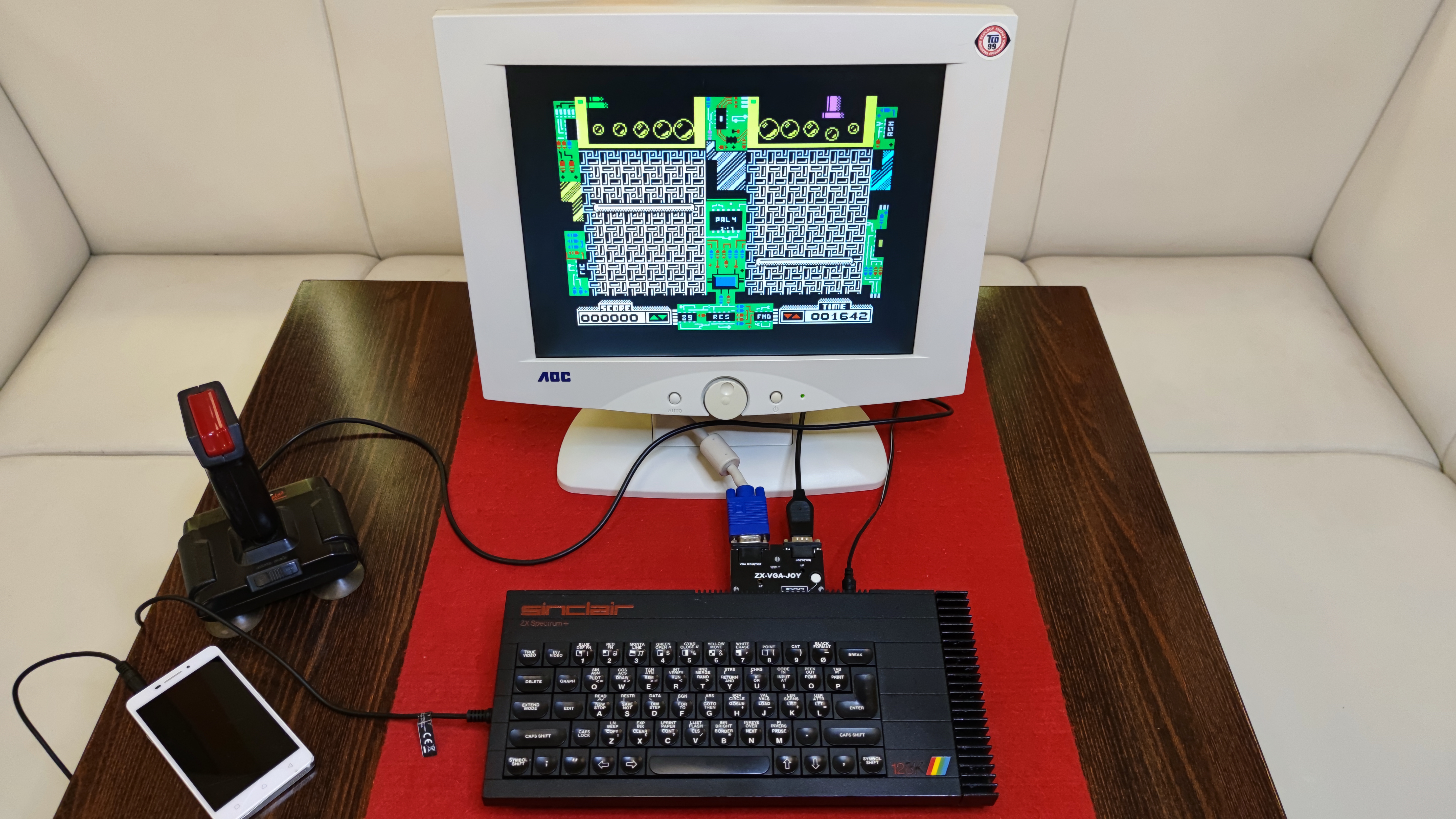 Sinclair ZX Spectrum 128K+ (Toastrack) — Anglie, 1985.