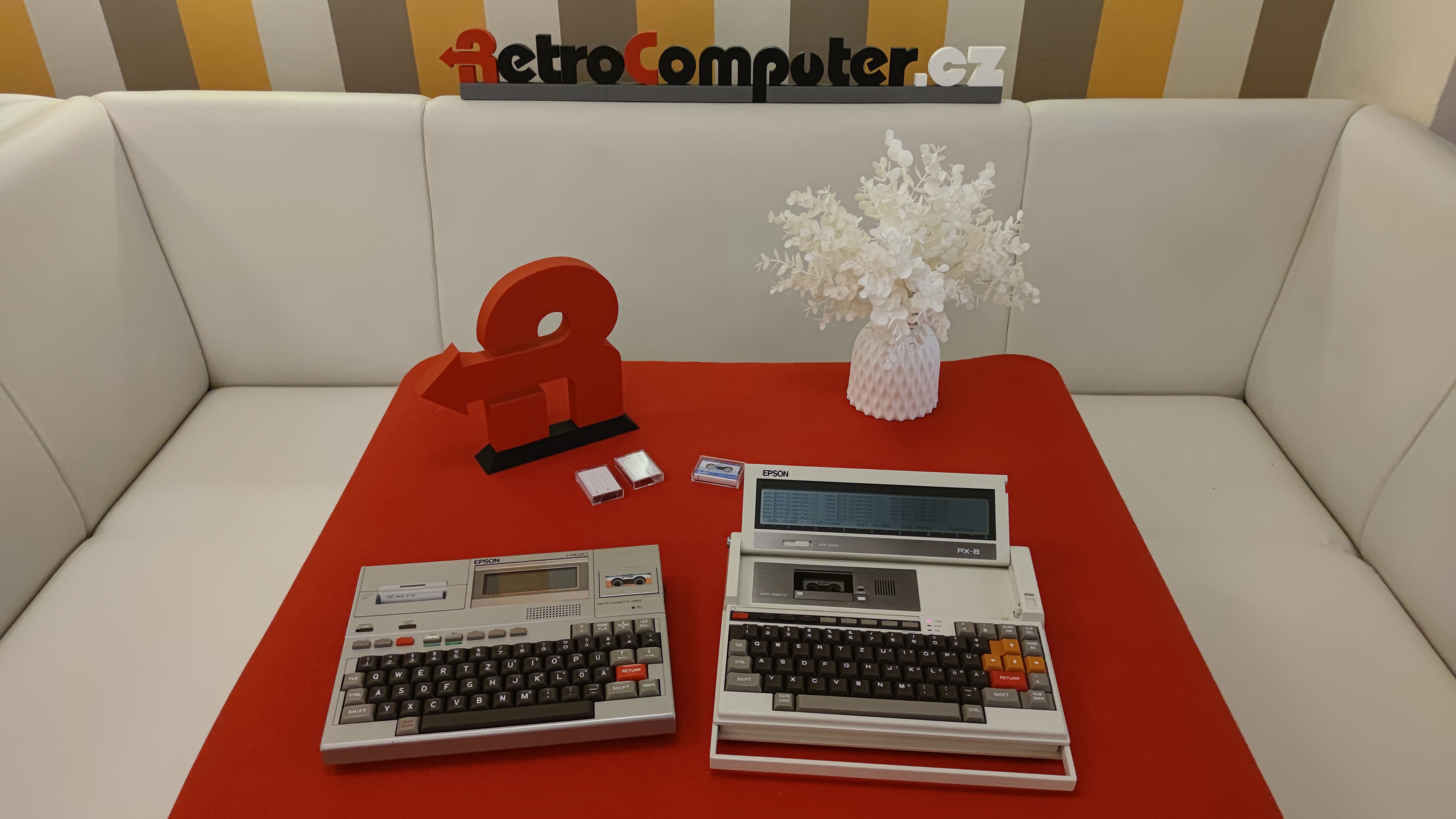 Epson PX-8 Geneva — Japonsko, 1984.