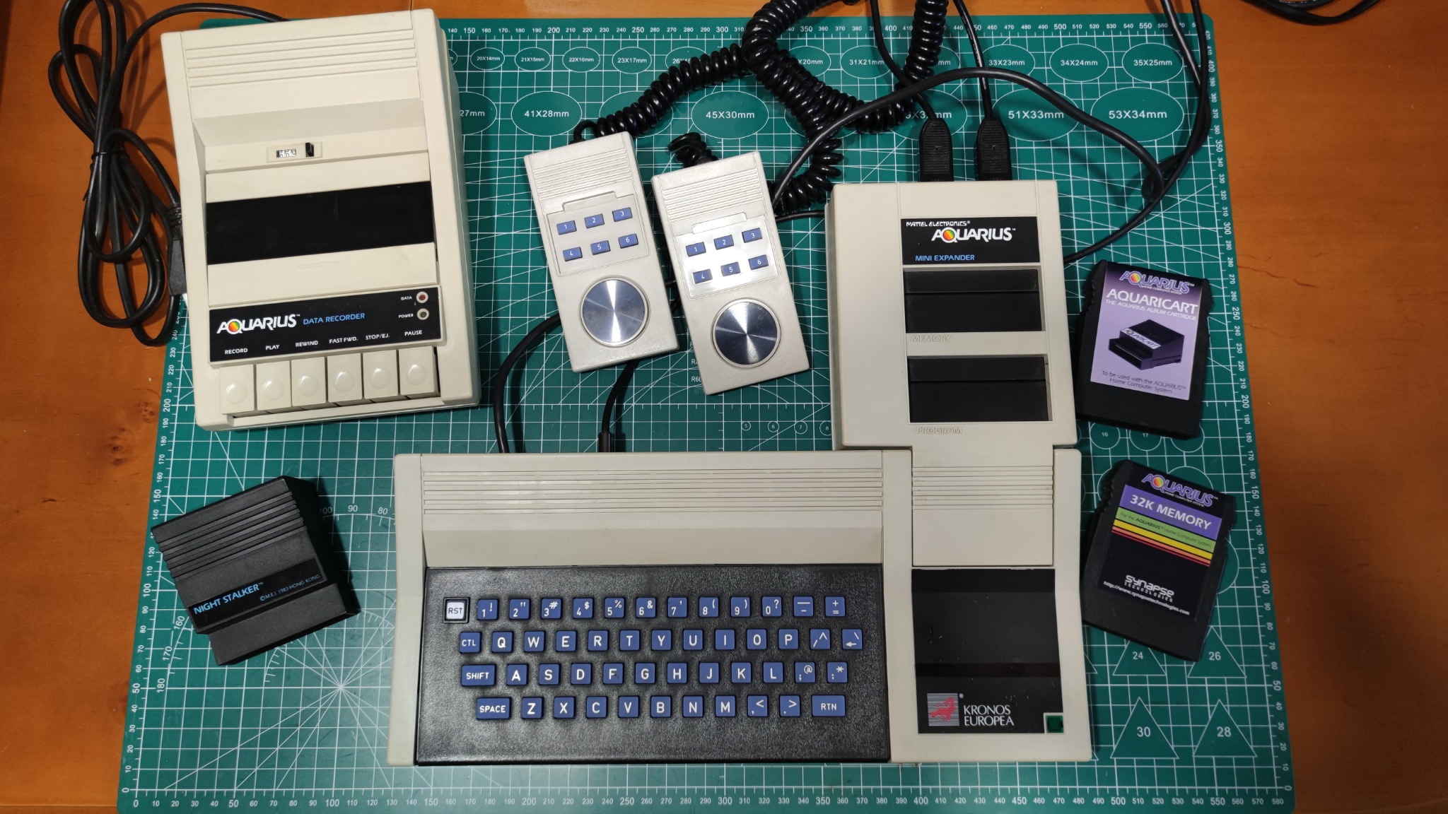 Kronos Europea, Itálie, 1984, italská varianta počítače Mattel Aquarius