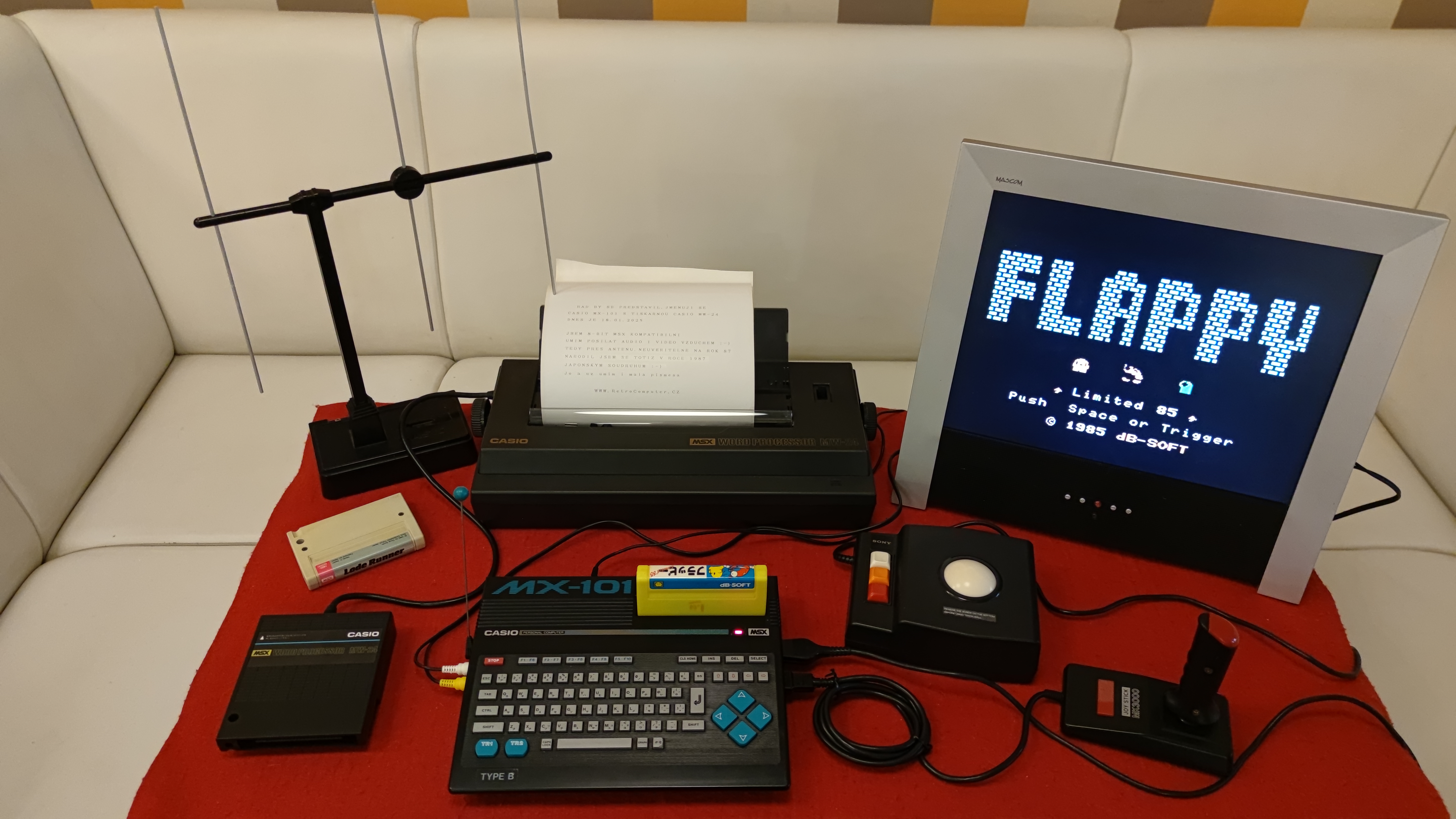 Casio MX-101 + tiskárna MW-24 — Japonsko, 1987.