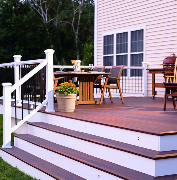 Cinnabar Composite Decking and Lights_edited.jpg