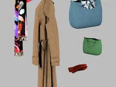 Novvvas - Hallway Clothes