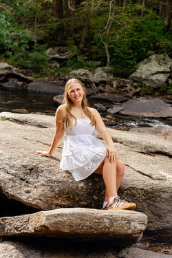 senior girl portrait on rocks