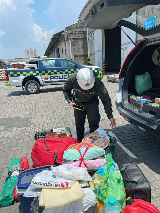 Loading the car in Cartagena