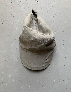 was_my_Father_concrete_sculpture_18_cm_x_30_cm.jpg