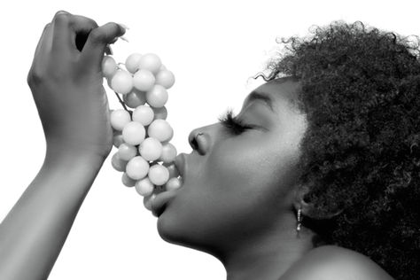 Naadiah Grapes-3.jpg