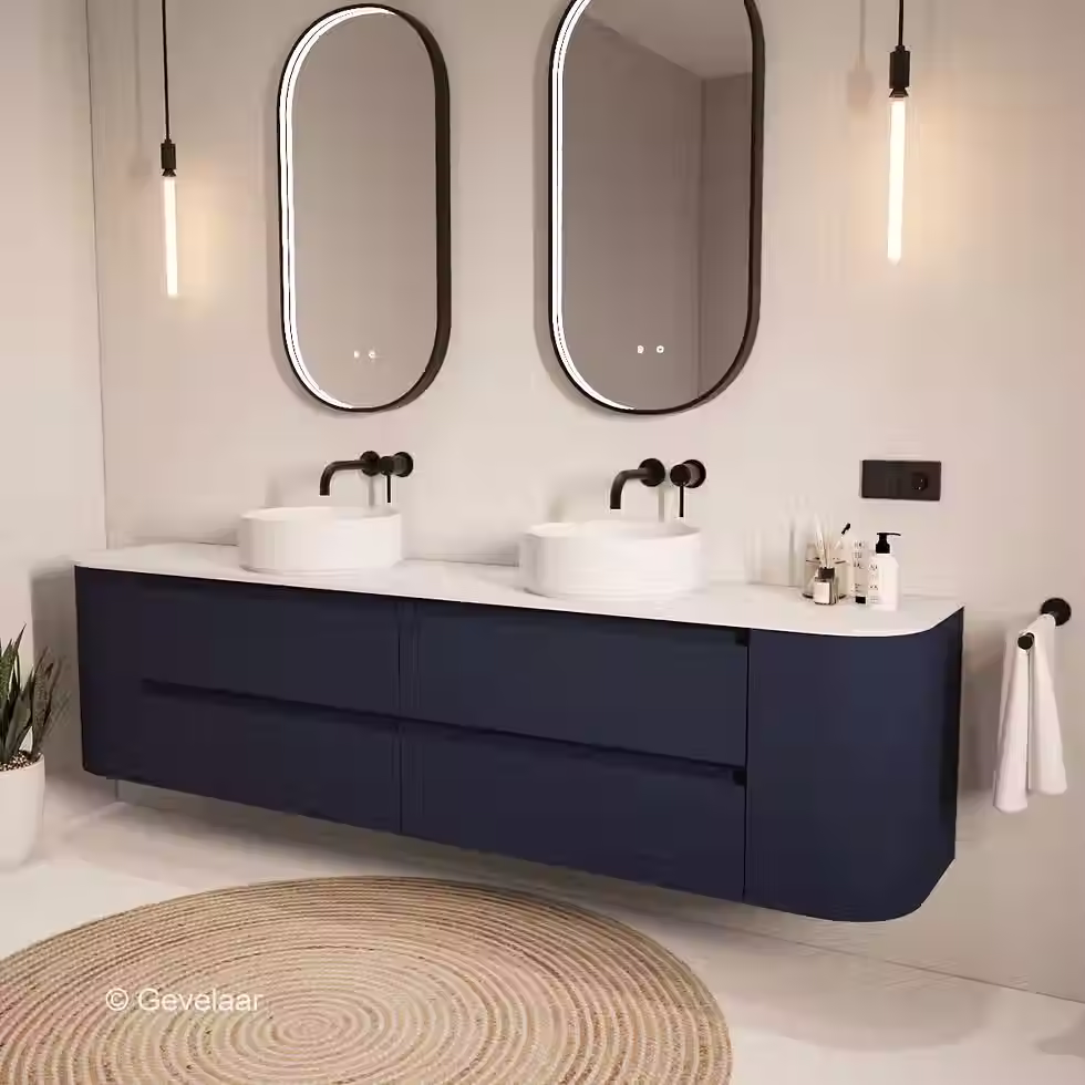 Thumbnail: SoXeL badmeubel intens blauw afgeronde hoeken dubbel afdekblad mat wit 220cm