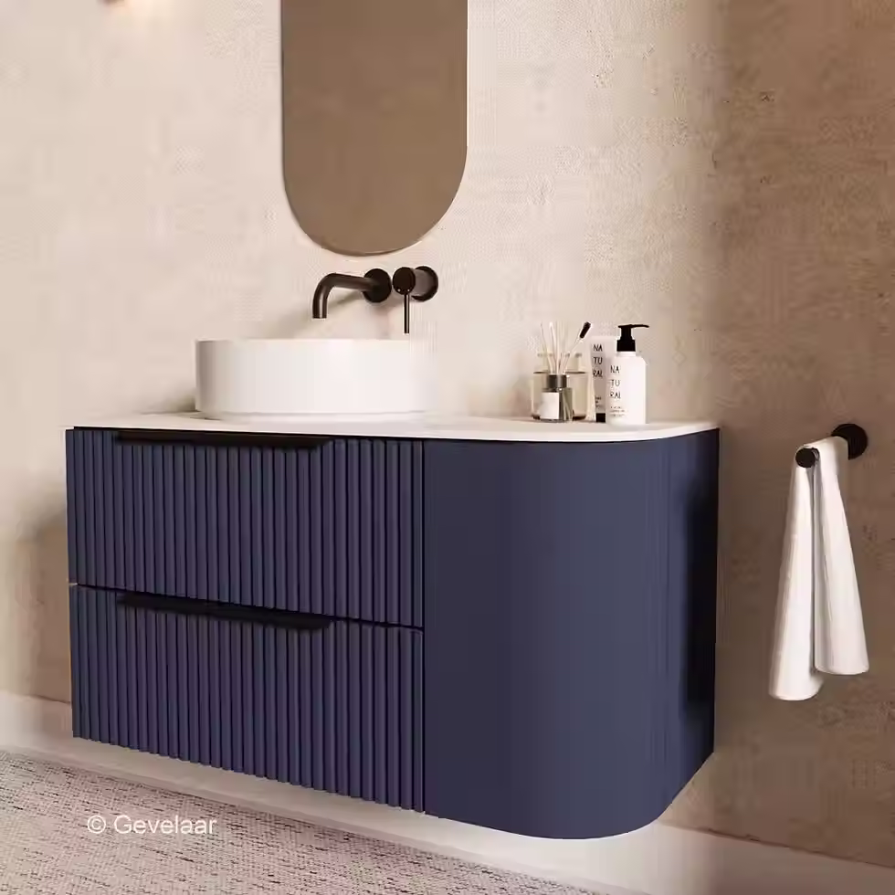 Thumbnail: SoXeL Rib badmeubel intens blauw afgeronde hoek afdekblad mat wit rechts 100cm