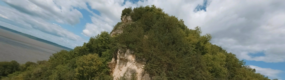 cliff_strip_photo_1.1.1_wide.png