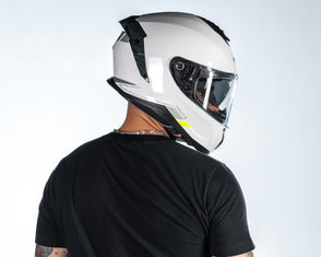 Mach 5: o novo capacete da PEELS que une estilo e performance nas ruas