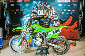 Kawasaki acelera no Full Send com Caio Lopes e condições especiais para a KLX300R