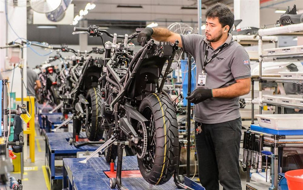 Linha de produção da fábrica Triumph Motorcycles Brasil - Manaus (AM) | Crédito: Divulgação Triumph