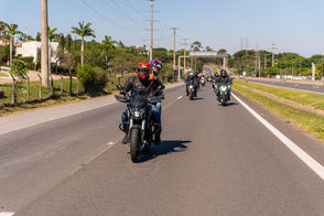 Dominar Rides supera 3 mil motociclistas e fortalece comunidade da Bajaj no Brasil
