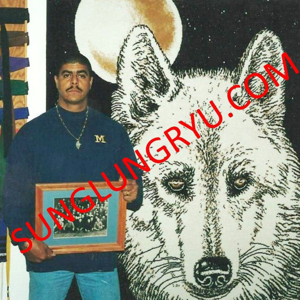 Shidoshi wolf pic_edited.jpg