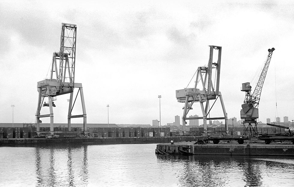 79-SALFORD%20DOCKS-Container%20Base-1_ed