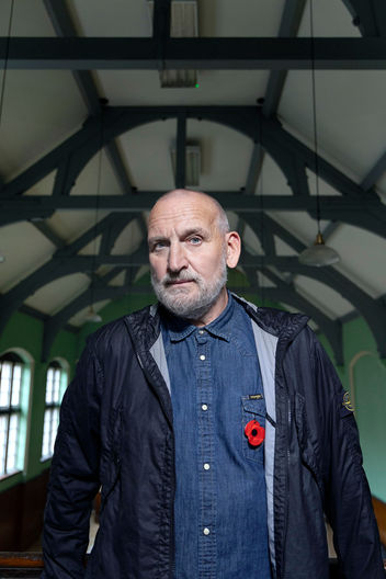 Christopher Eccleston