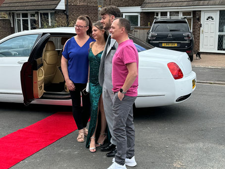 A prom to remember for the whole family!