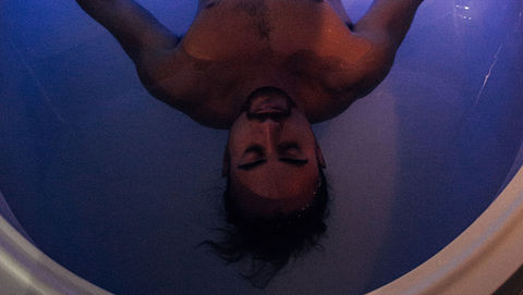 Float Therapy_man floating.jpg