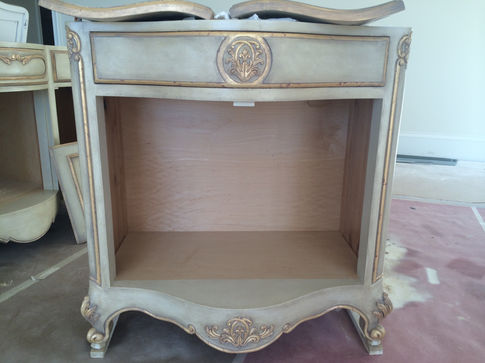 Miscellaneous furniture finishes-4