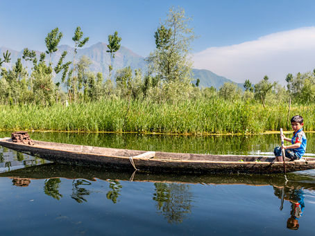 Staying in a Houseboat on Dal Lake in Srinagar