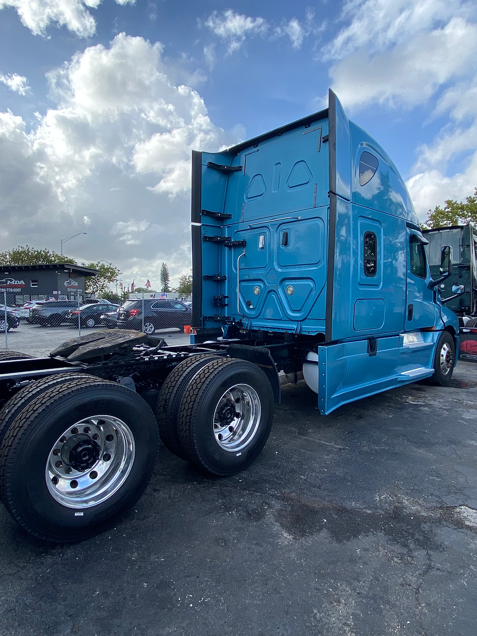 Thumbnail: Frieghtliner Cascadia 2018