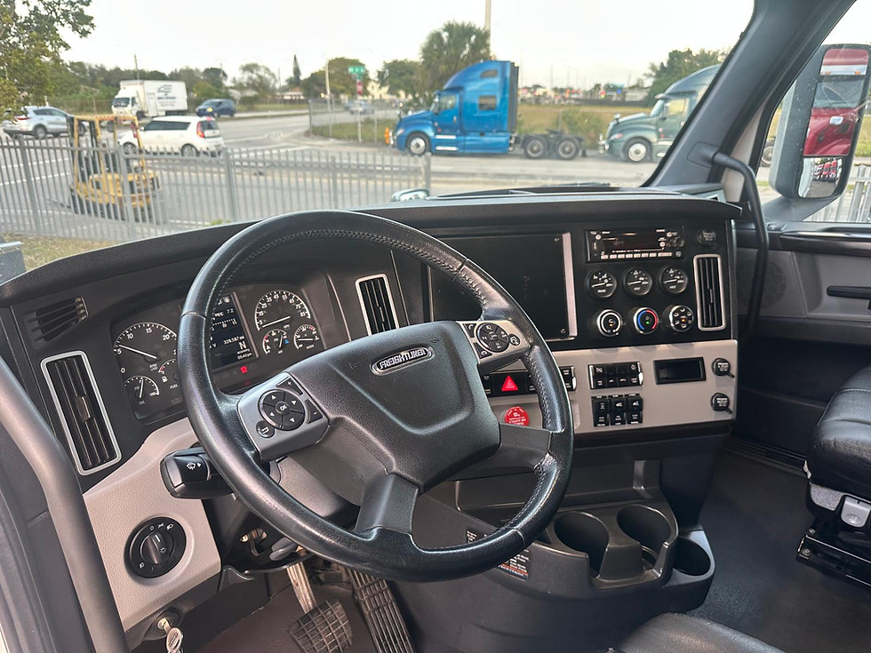 Thumbnail: Freightliner Cascadia 2022