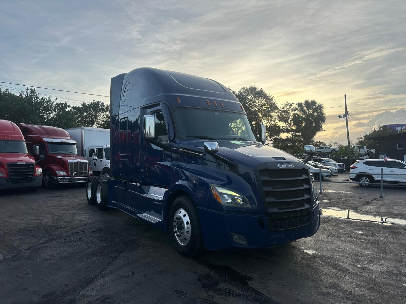 Freightliner Cascadia 2021