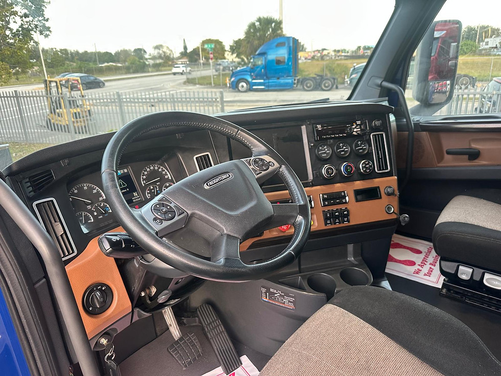 Thumbnail: Freightliner Cascadia 2021