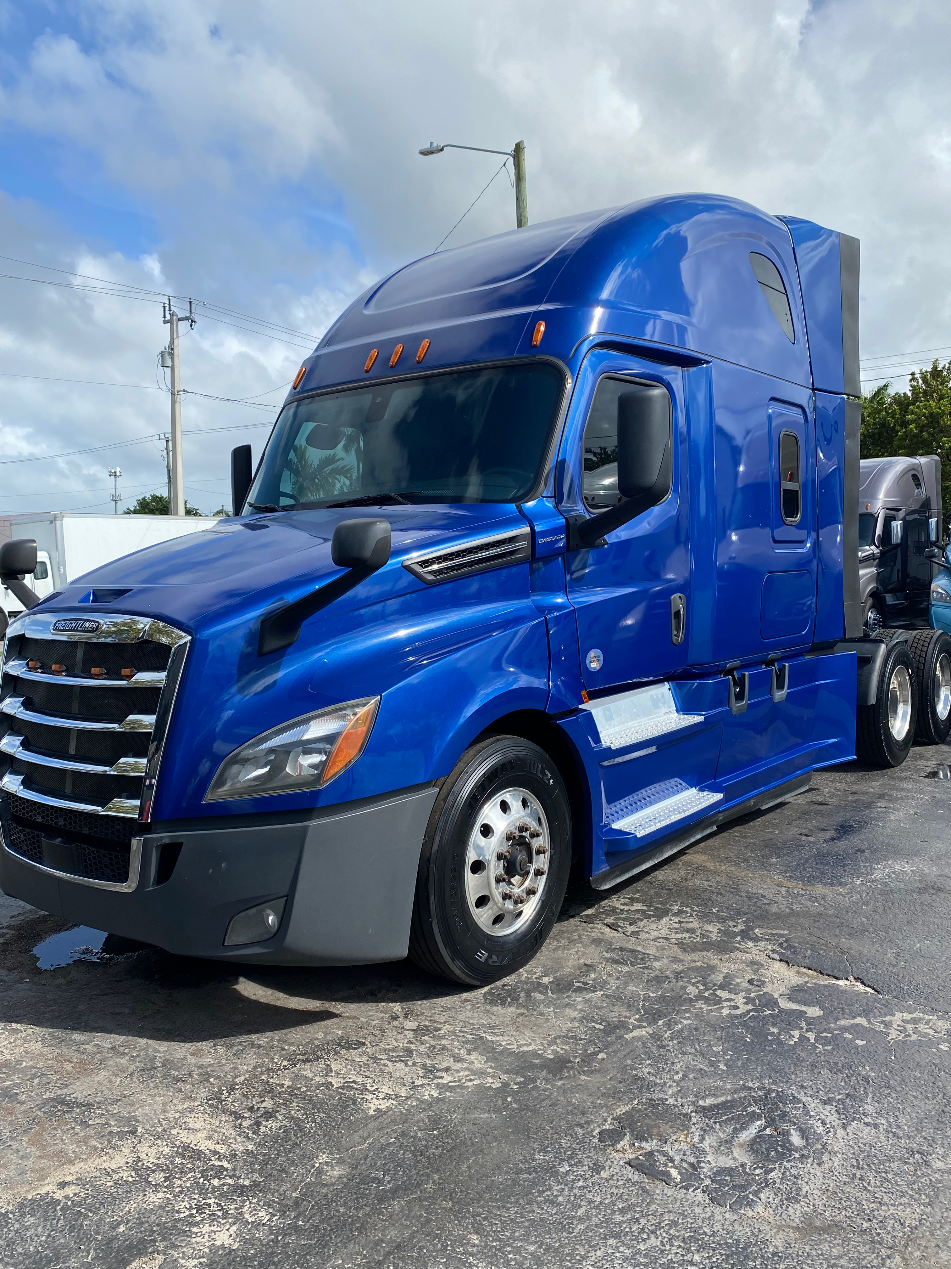 Frieghtliner Cascadia 2020
