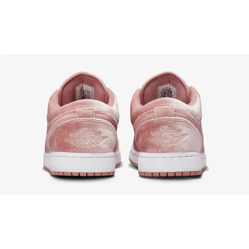Thumbnail: Air Jordan 1 Low 'Pink Velvet'