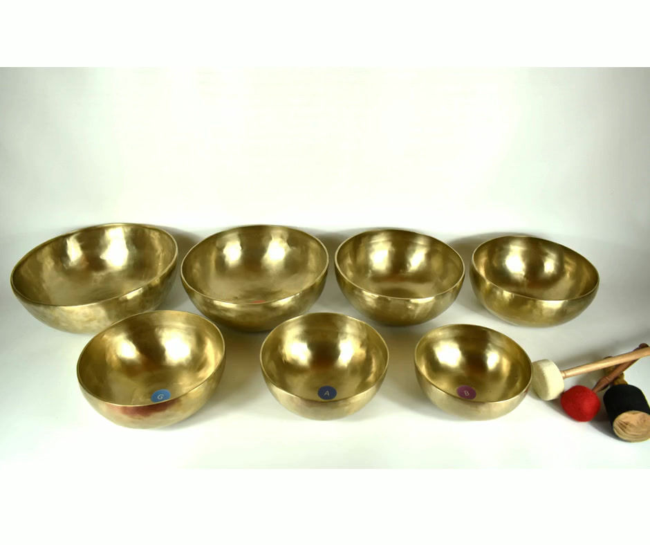 Klangschalen - 7er Chakra Set 17 kg matt - Noten & Frequenzen - Klangmassage - Video