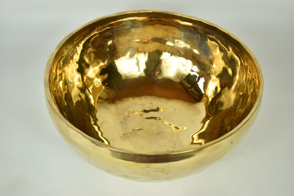 Thumbnail: Klangschale - 3385 gr. 34 cm - große Beckenschale - Klangmassage Meditation