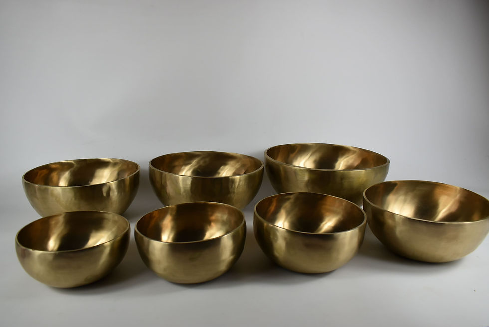 Miniaturbild: Klangschalen 7er Chakra Set groß - 432 Hz - nach Noten - Klangmassage, Meditation, Körperarbeit, Klangreise