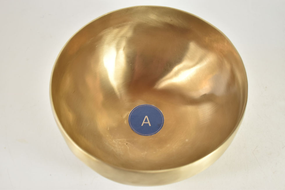Thumbnail: Klangschale Note A - Herzschale - 850 gr. 16 cm Klangmassage Meditation