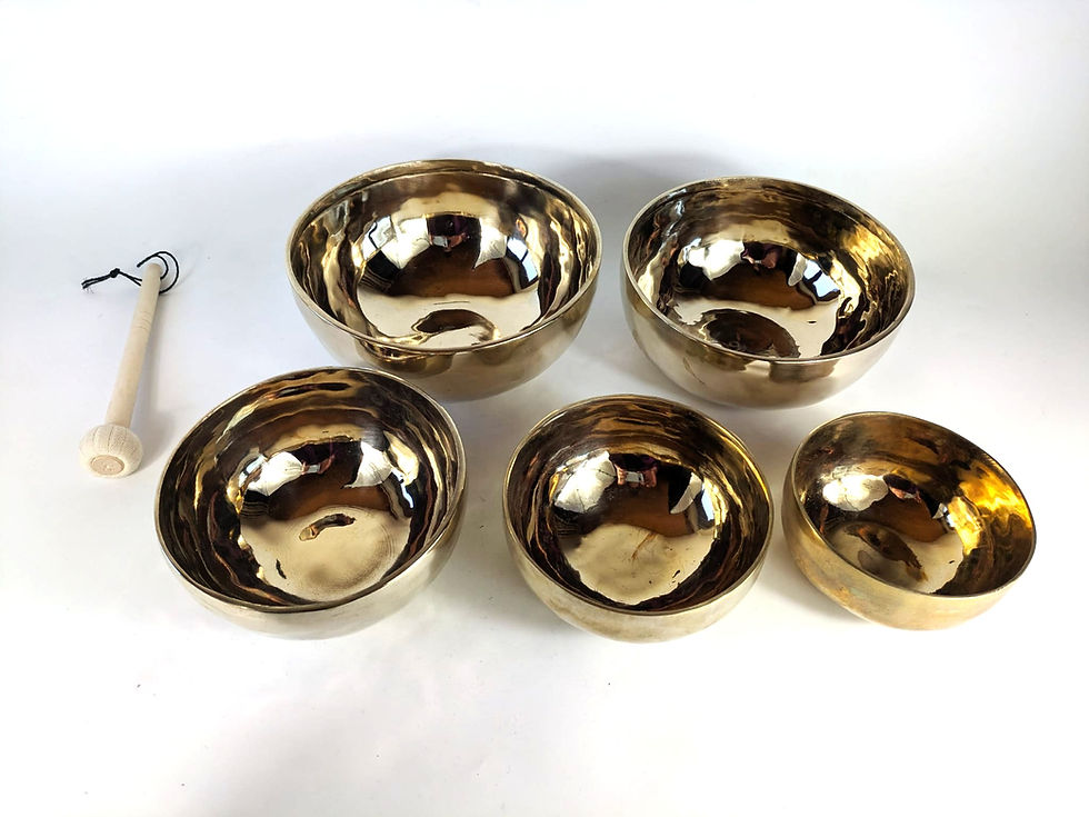 Miniaturbild: Klangschalen 5er Set - 4,8 kg poliert - für Klangmassagen Meditation