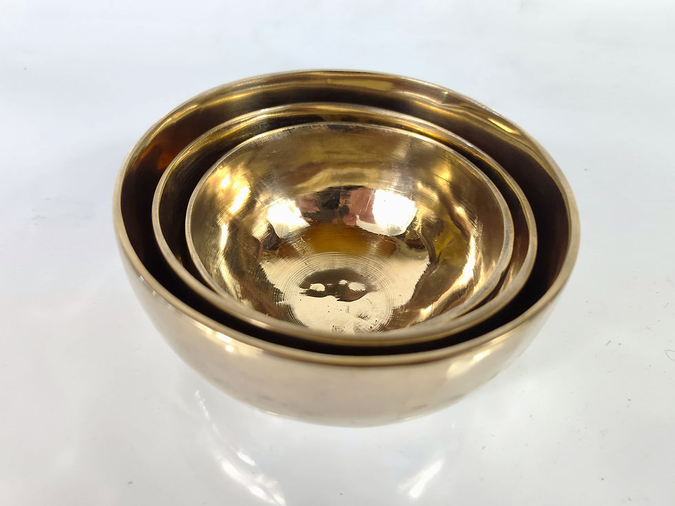 Miniaturbild: Klangschalen 3er Set 1086 gr. - Meditation & Klangtherapie - poliert