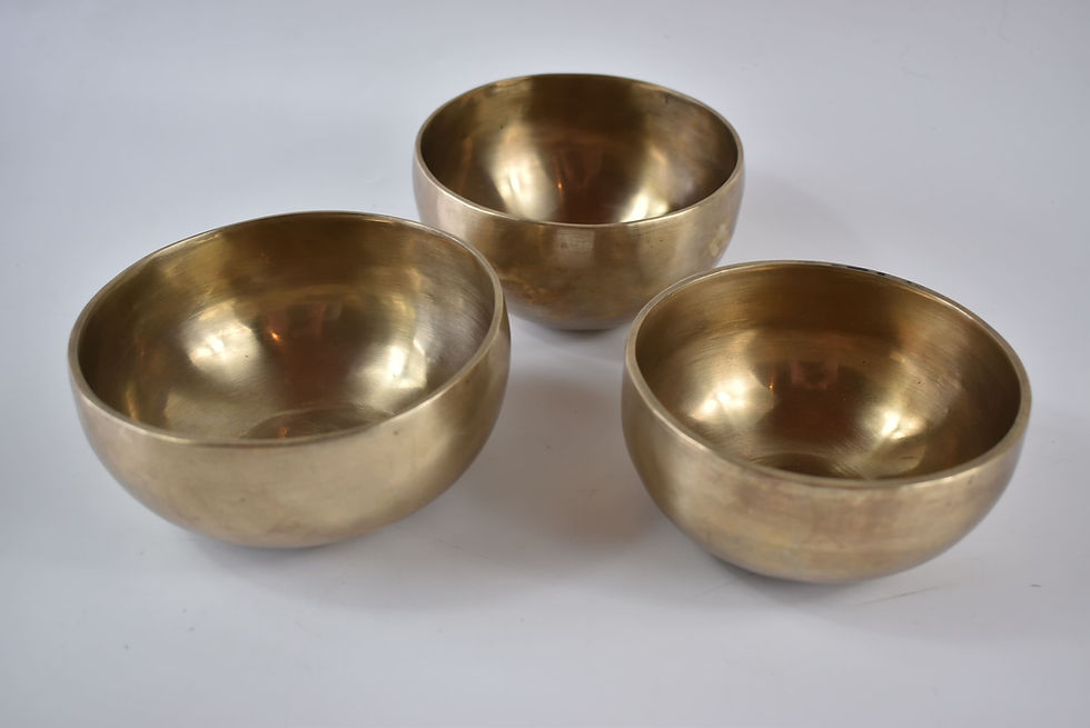 Miniaturbild: Klangschalen 3er Set - matt - 1148 gr. - Meditation u. Klangreisen Klangtherapie Yoga