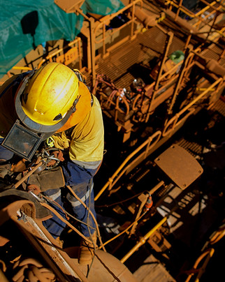 Industrial Construction Worker_edited.jp