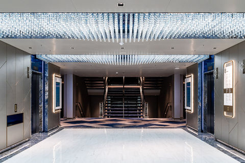 bespoke lighting fixtures, made in germany, lighting manufacturer, cruise ships, decorative lighting, customized chandeliers, norwegian viva, NCL, Norwegian prima