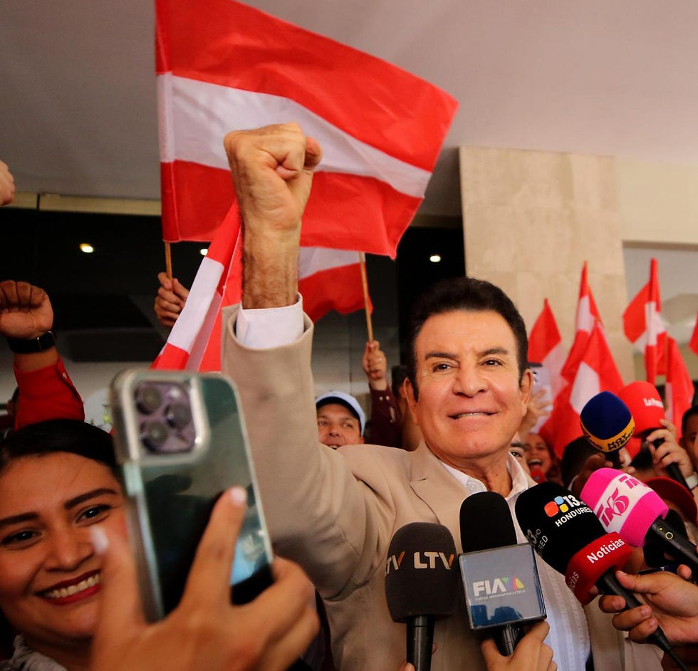 "Honduras necesita líderes que no teman decir la verdad y que estén dispuestos a defender la democracia con hechos, no solo con discursos." Ing. Salvador Nasralla