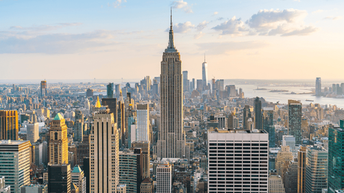 Vista panoramica di New York dall’alto con Empire State Building e skyline di Manhattan